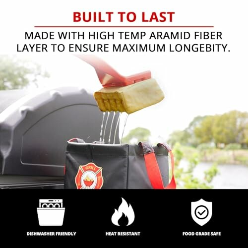 Grill brush cleaning tool with high temp aramid fiber, dishwasher friendly, heat resistant, food grade safe.